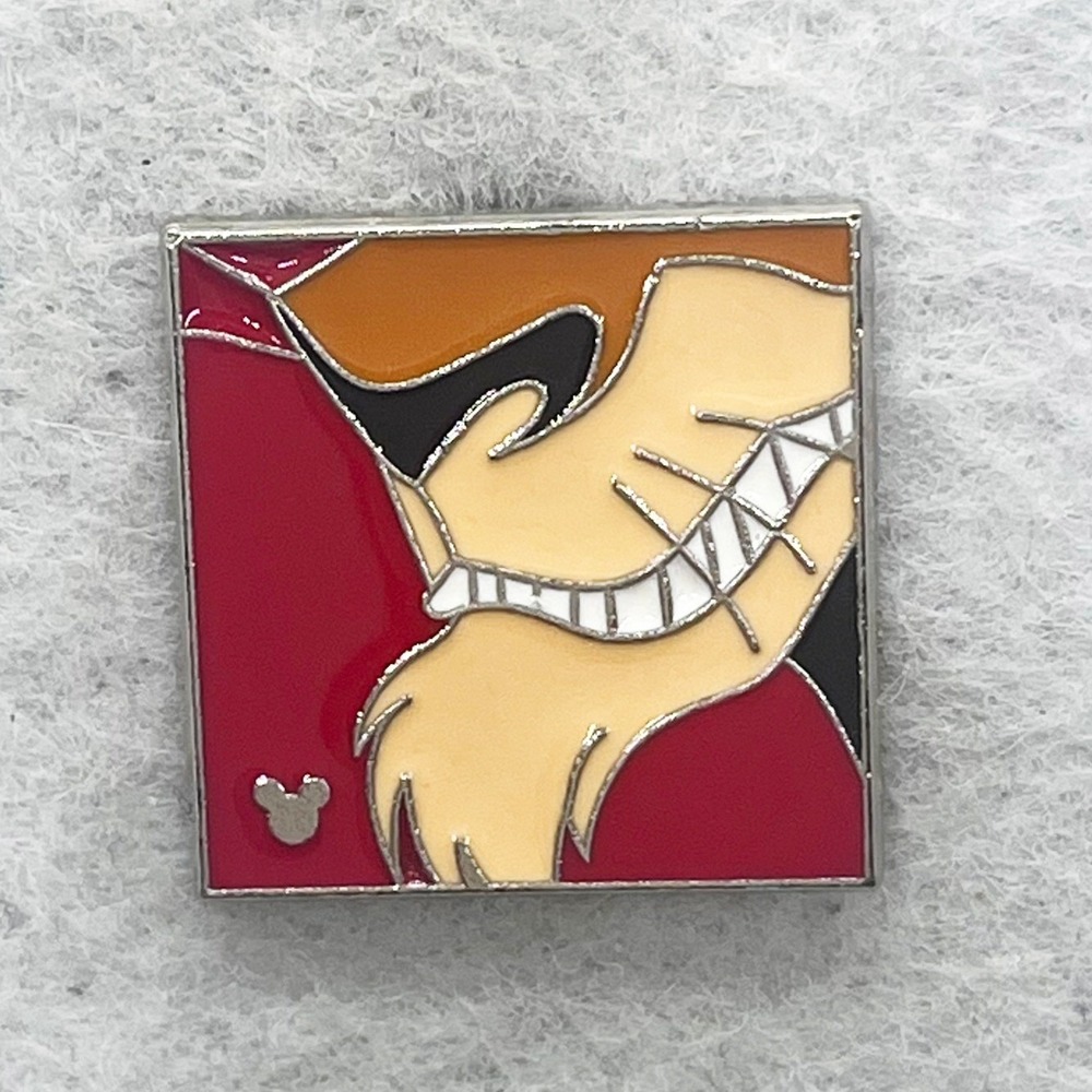🔮 5/$25 Disney Smiling Villains Lion King Scar Pin